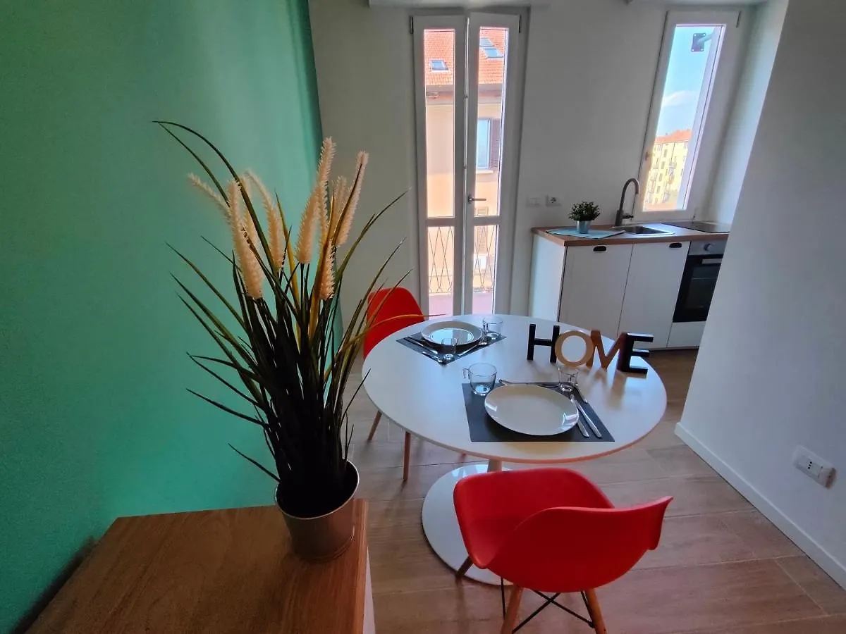 Your New Home Near Campus Bocconi And Romolo ミラノ